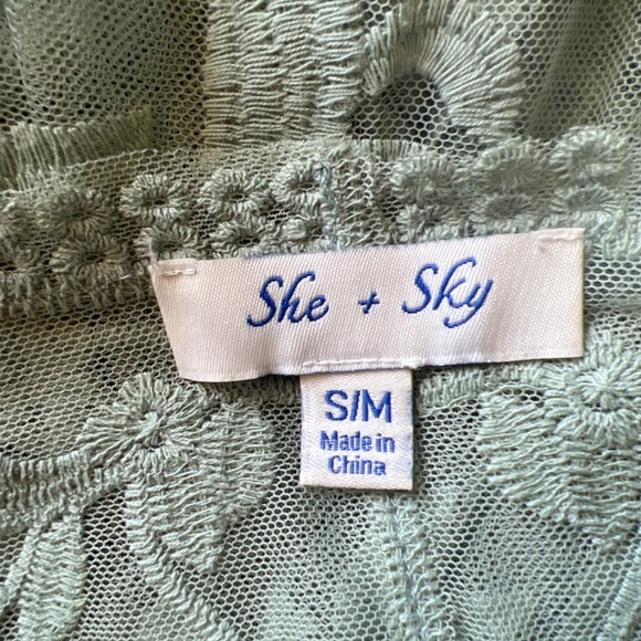 Lace Kimono - Picture 6 of 6